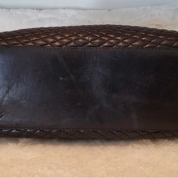 Authentic Bally handbag with aftermarket strap - Picture 5 of 8